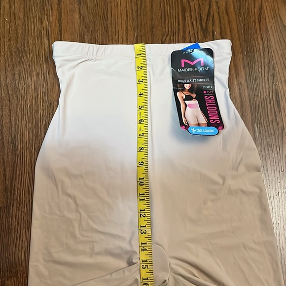 Maidenform High Waist Shortly Light Smooths Cool Comfort Shaper Size XL New - Picture 4 of 10